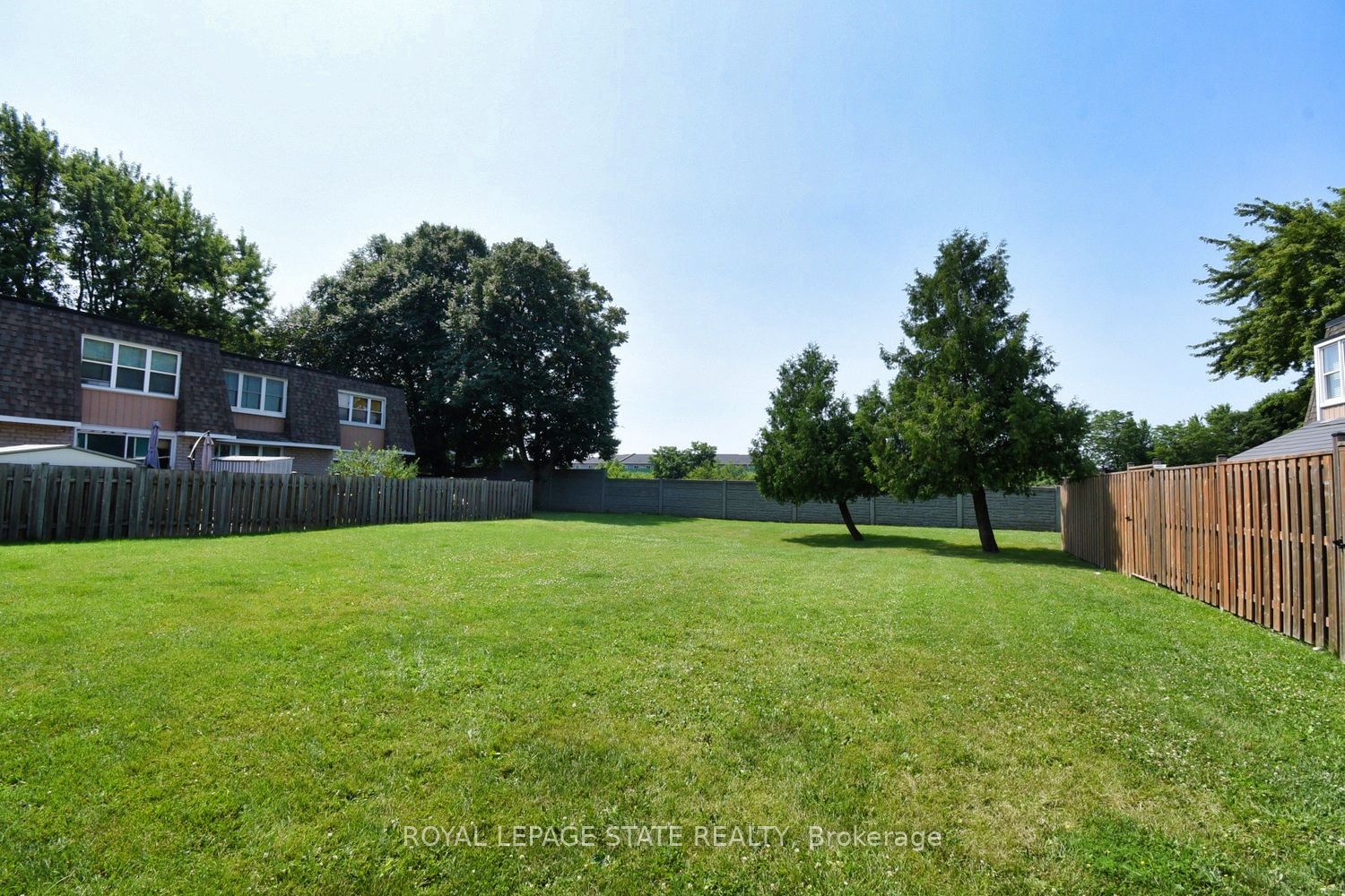 153 Limeridge Rd W, unit 8 for sale - image #35