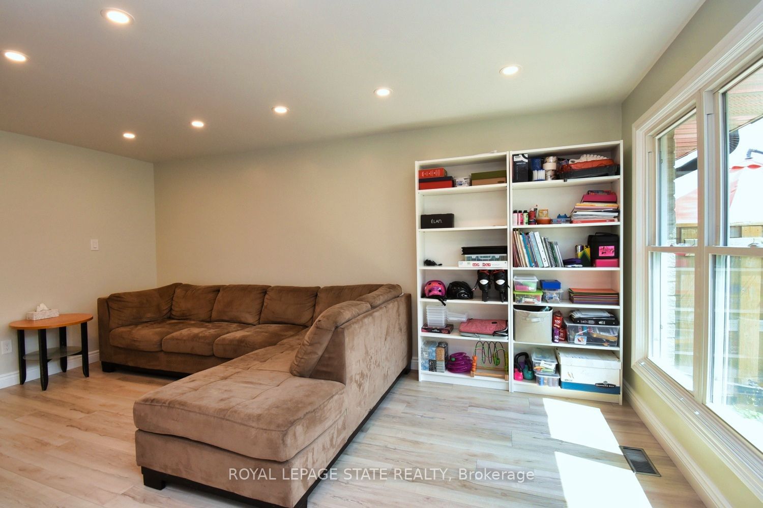 153 Limeridge Rd W, unit 8 for sale - image #6