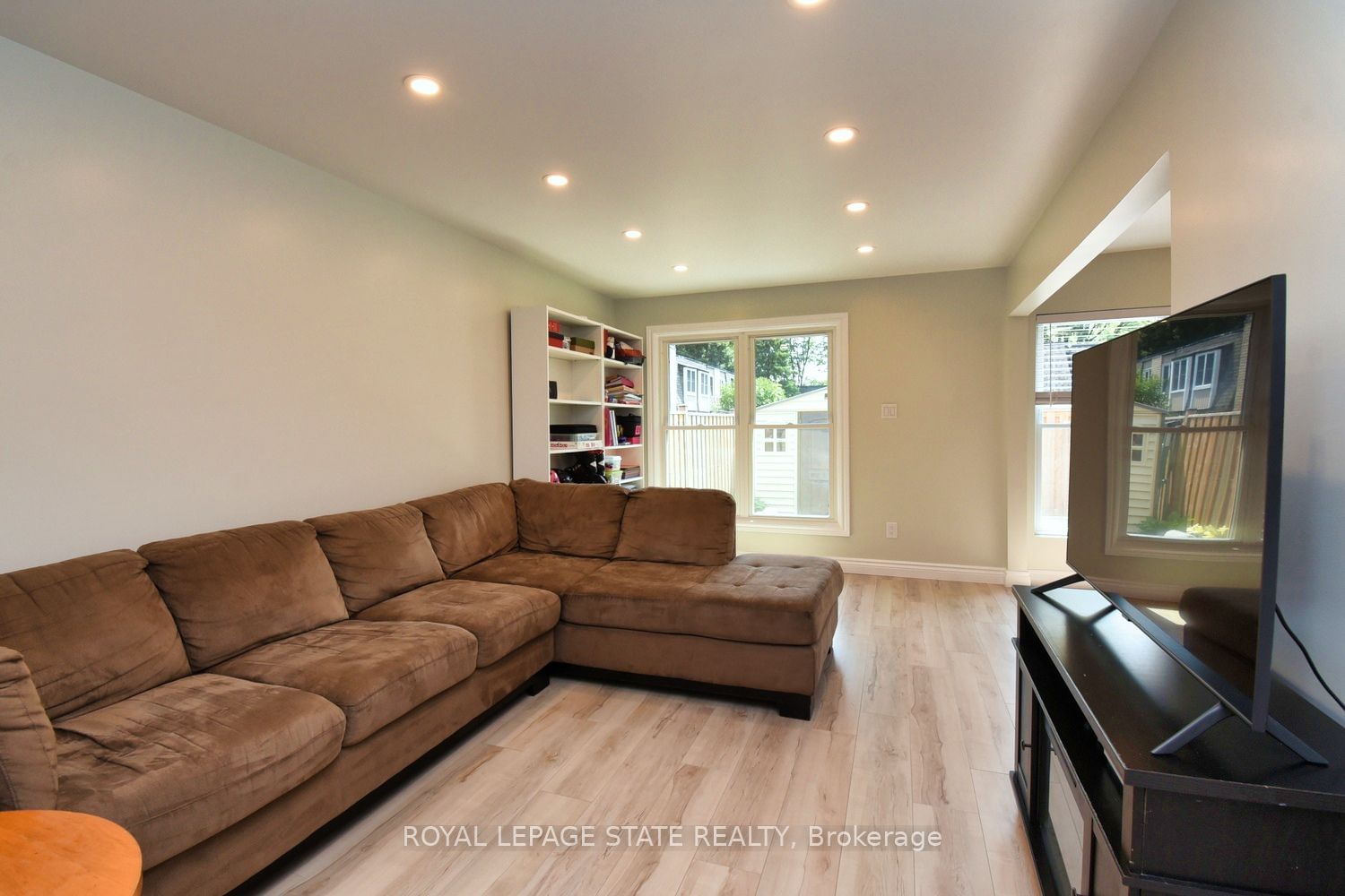 153 Limeridge Rd W, unit 8 for sale - image #7