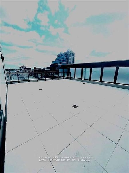 55 Duke St W, unit 507 for sale - image #20