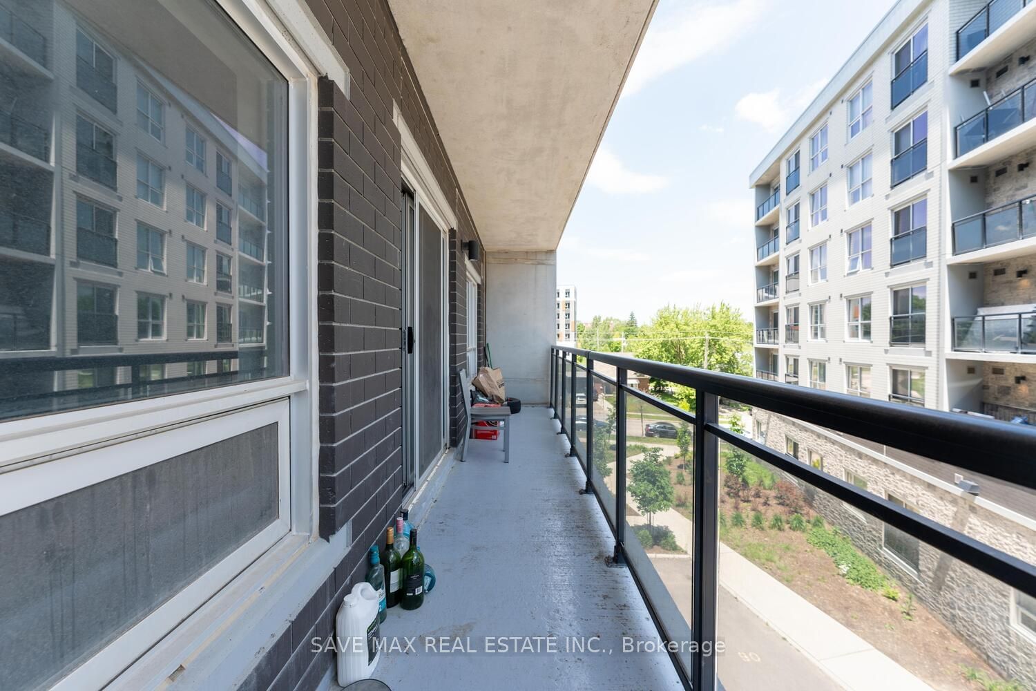 275 Larch St, unit 209F for sale - image #10