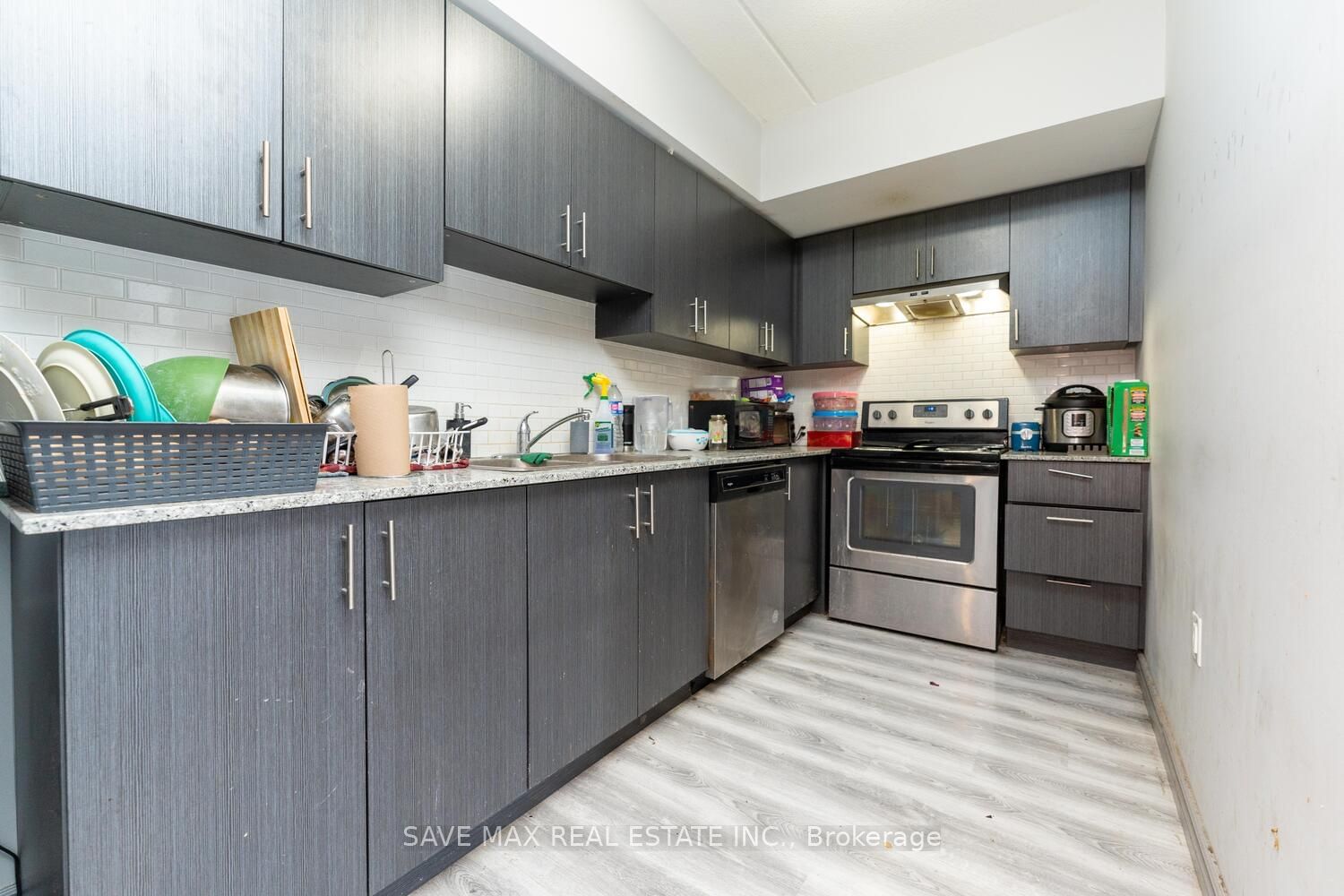 275 Larch St, unit 209F for sale