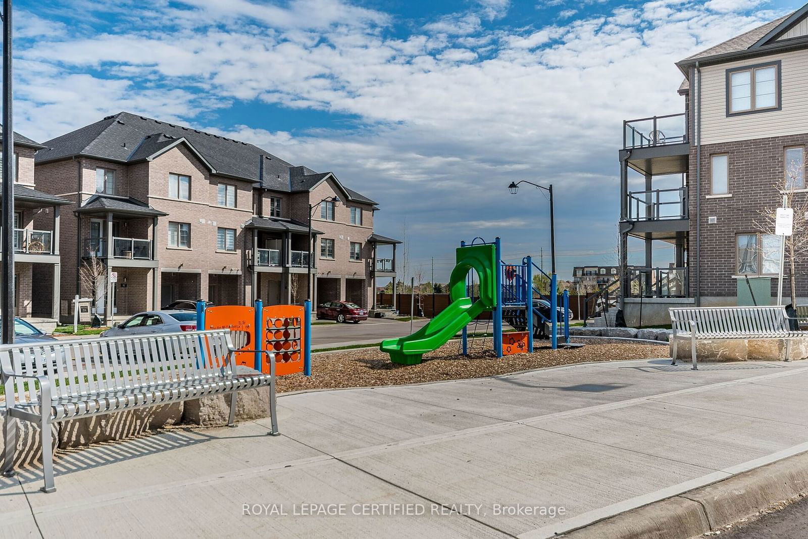 West Oak Urban Towns, Kitchener, Toronto