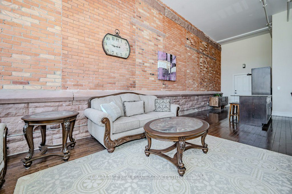 200 Stinson St, unit 206 for sale