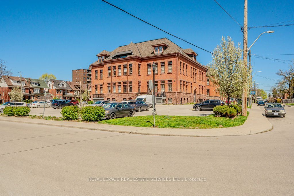 200 Stinson St, unit 206 for sale - image #32