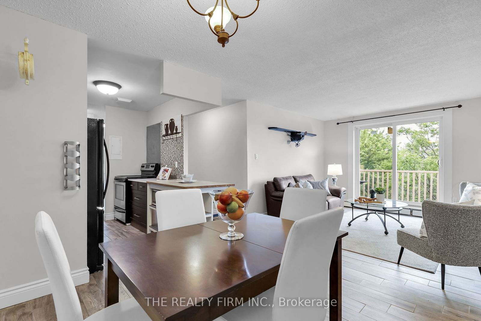 1584 Ernest Ave, unit 308 for sale - image #10