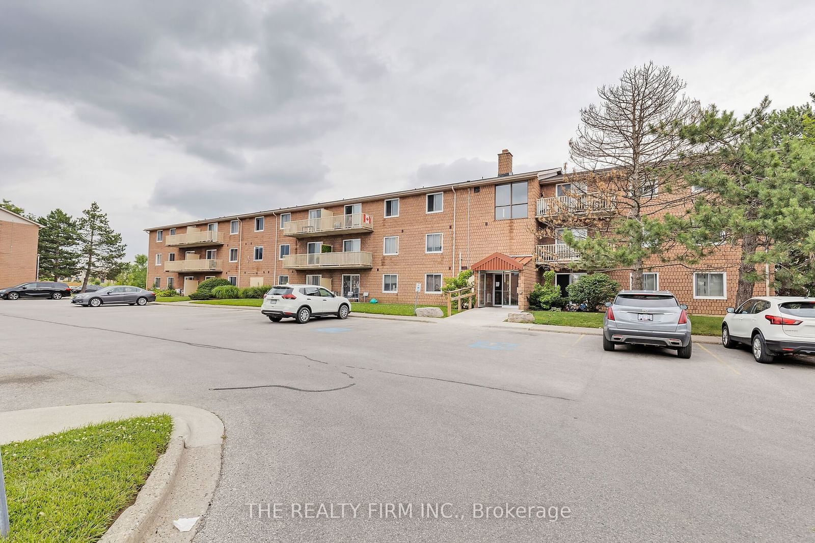 1584 Ernest Ave, unit 308 for sale - image #2