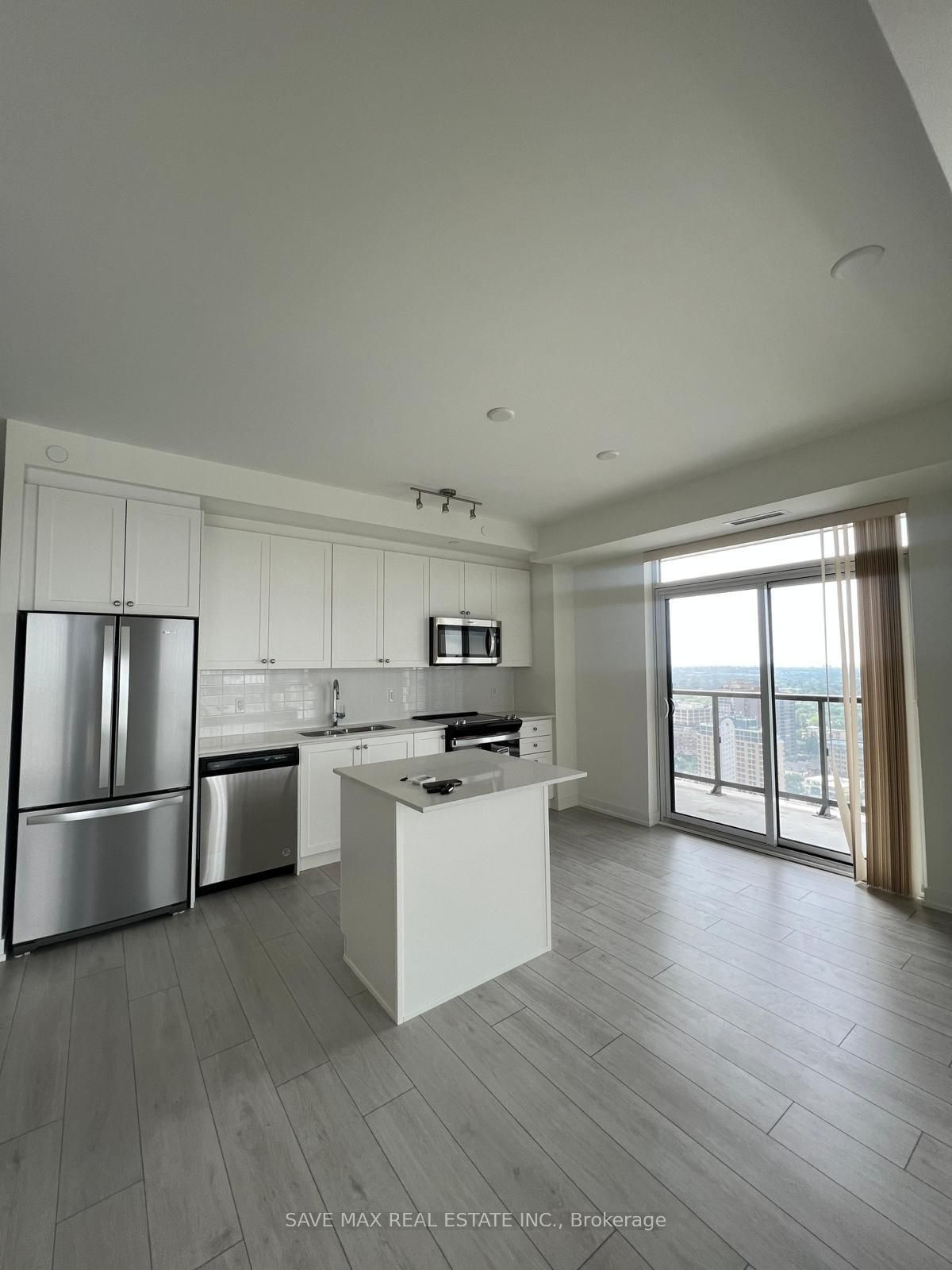 55 Duke St W, unit 2309 for sale