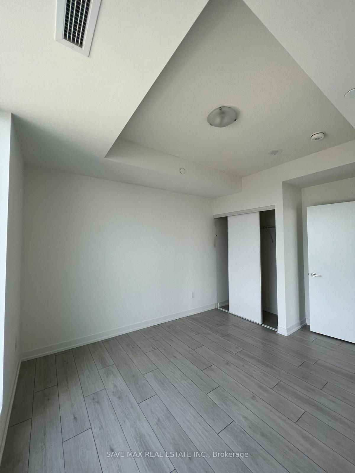 55 Duke St W, unit 2309 for sale - image #8