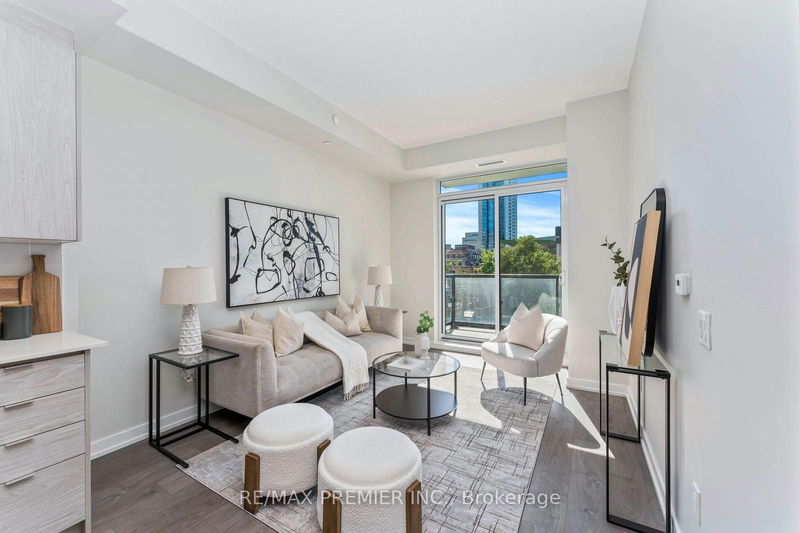 55 Duke St W, unit 207 for sale - image #1