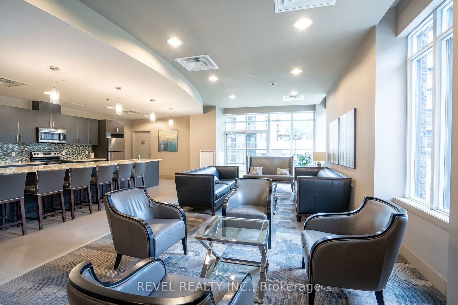 90 Charlton Ave W, unit 308 for sale - image #27