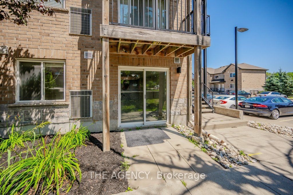 185 Windale Cres, unit 4B for sale - image #2