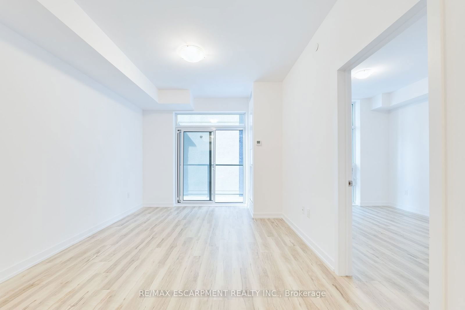 460 DUNDAS St E, unit 301 for sale - image #7