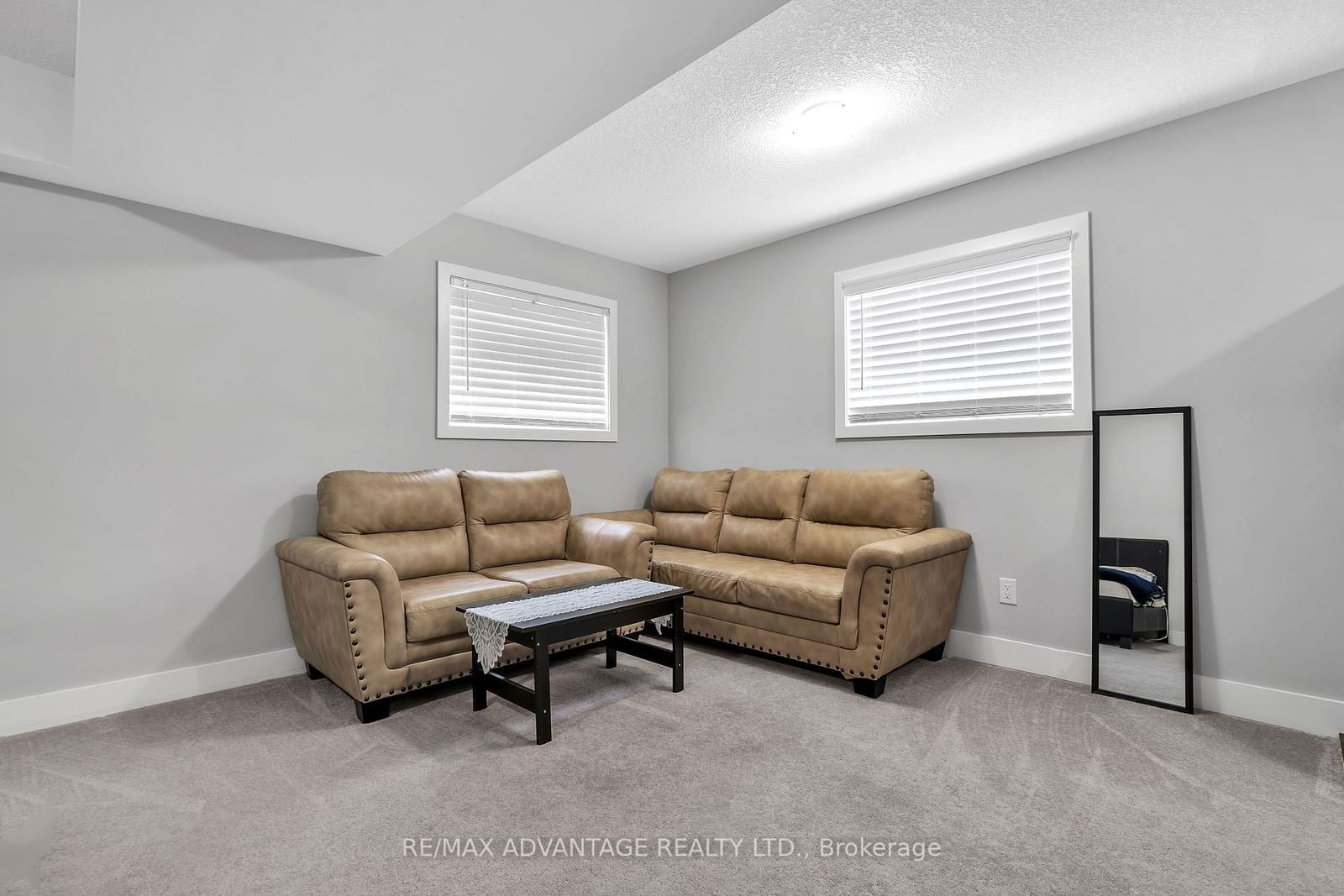 2070 Meadowgate Blvd, unit 92 for sale - image #32