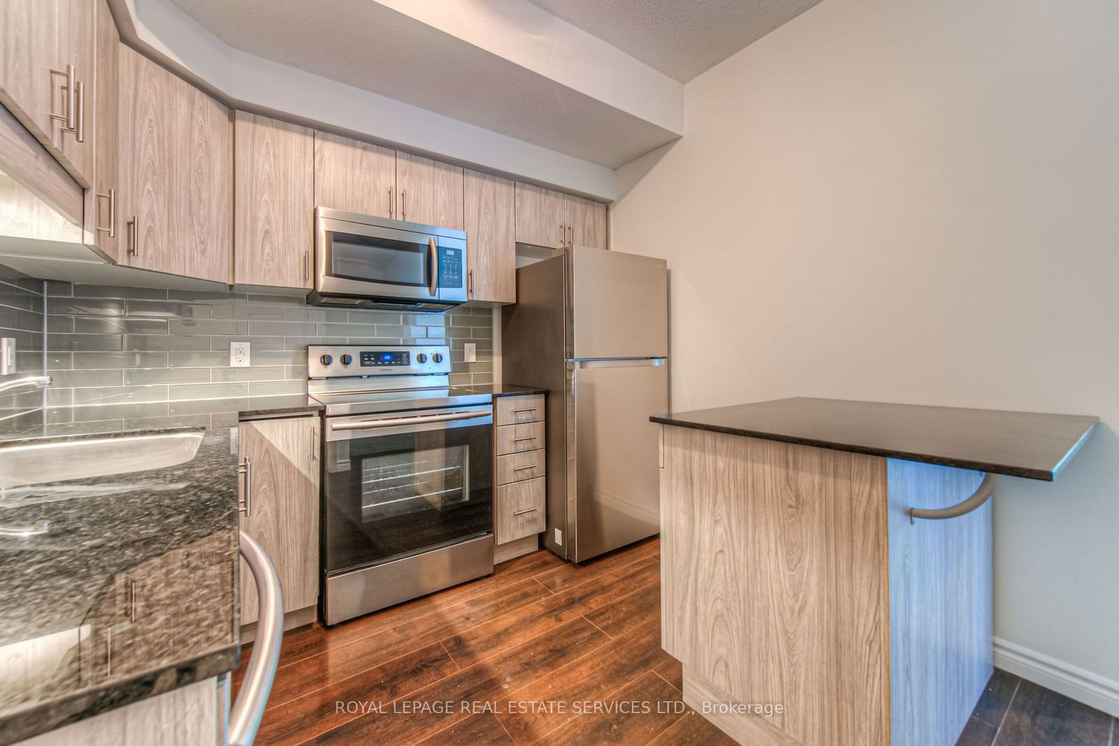 1430 Highland Rd W, unit 36 A for sale - image #9