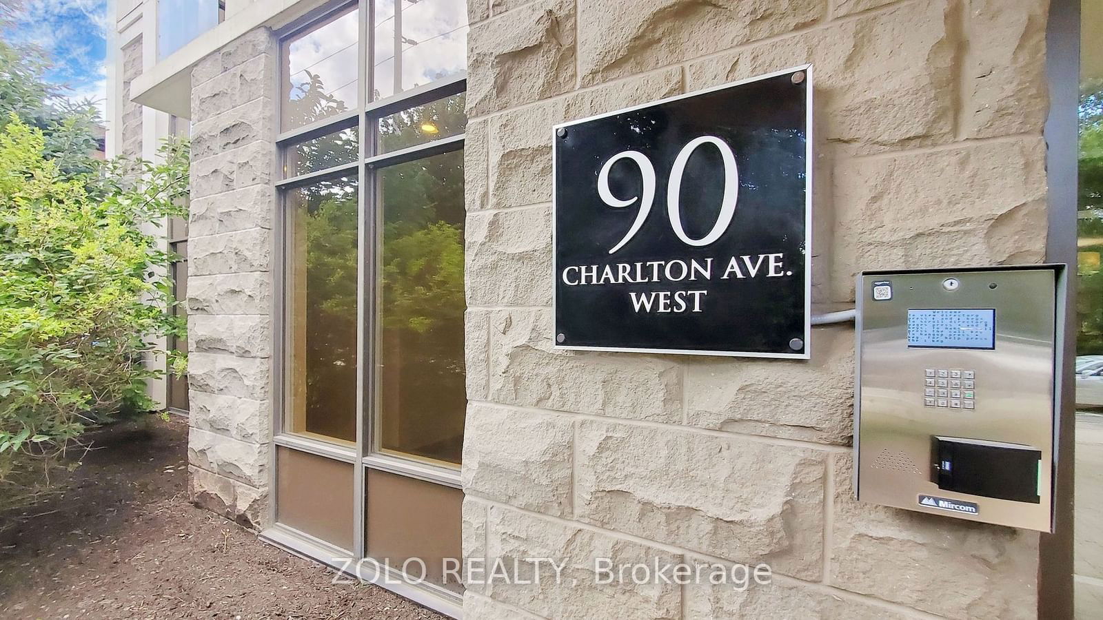 90 Charlton Ave W, unit 904 for sale - image #3