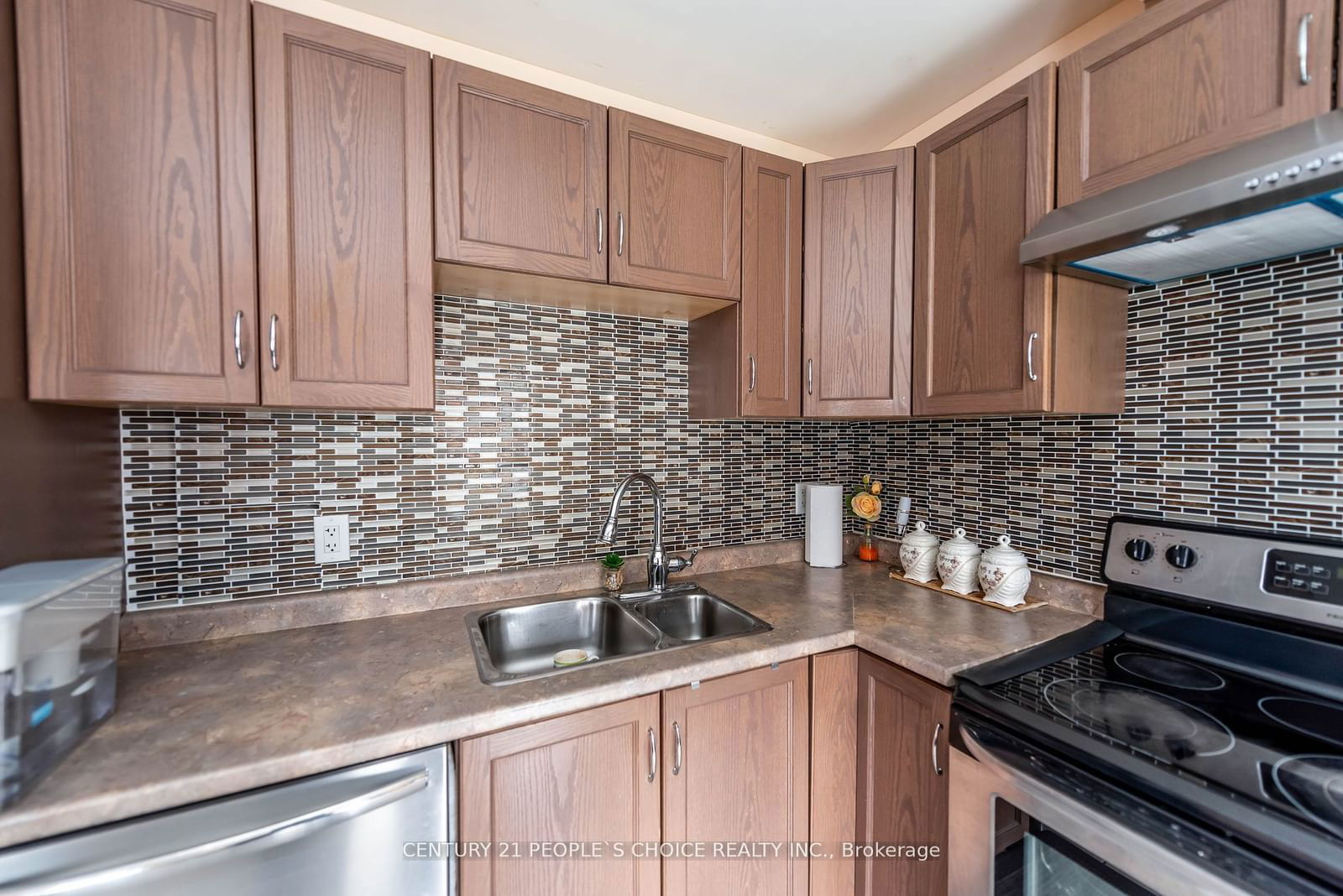 1540 Upper Gage Ave, unit 7 for sale - image #19