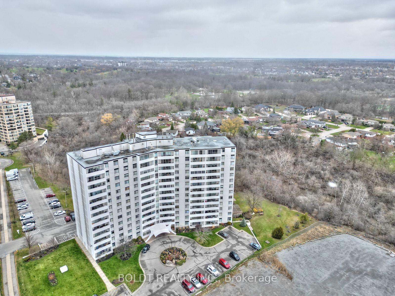 15 Towering Heights Blvd, unit 1204 for sale - image #31