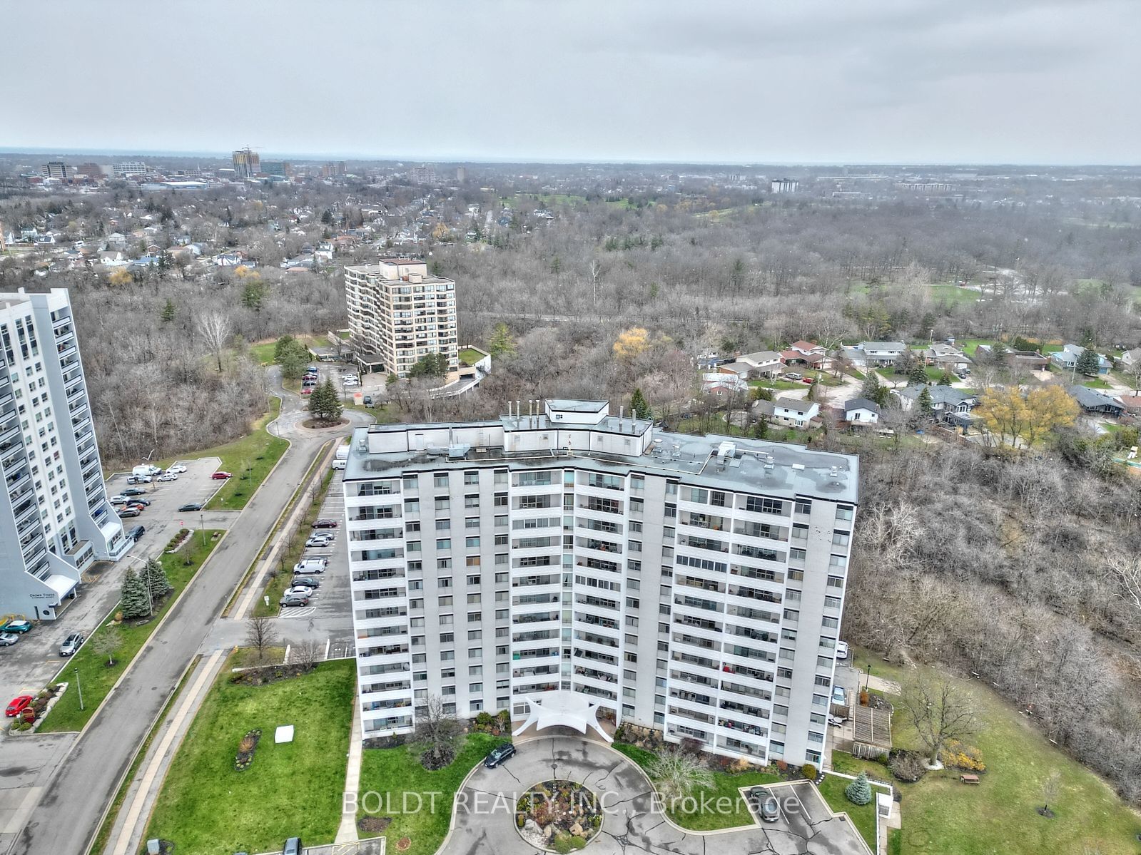 15 Towering Heights Blvd, unit 1204 for sale - image #32