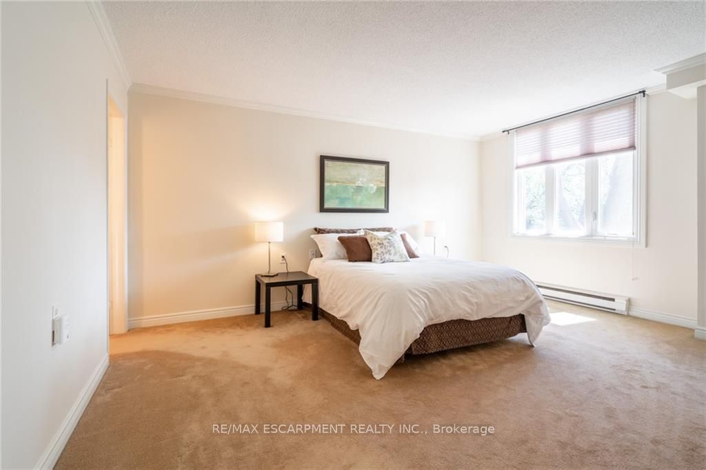 150 Wilson St W, unit 305 for sale - image #13