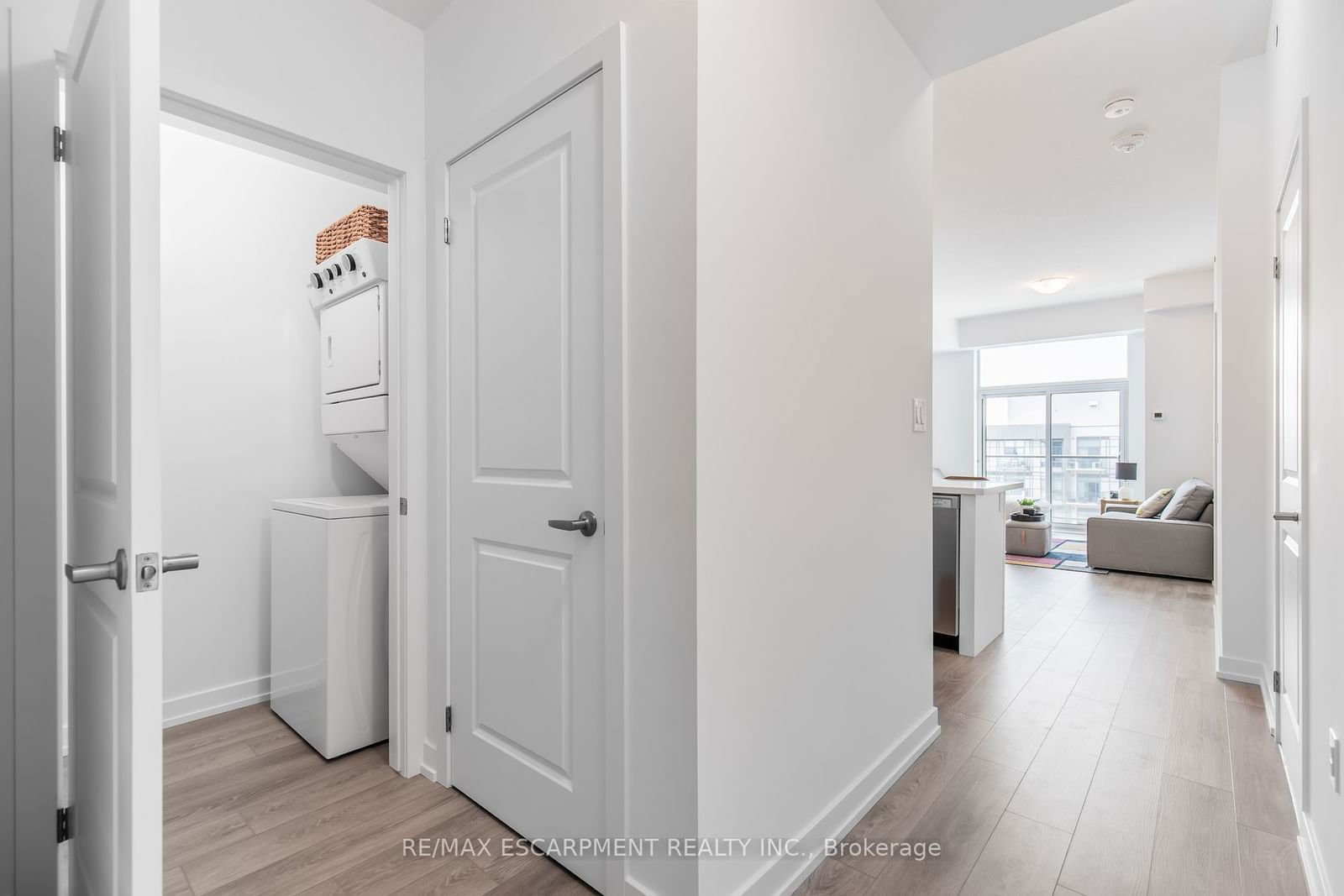 460 Dundas St, unit 1201 for rent - image #20