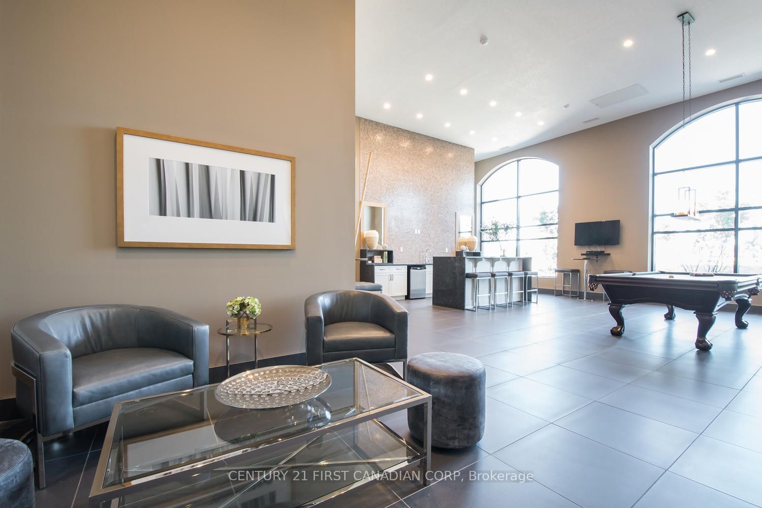 240 Villagewalk Blvd, unit 1403 for sale - image #38