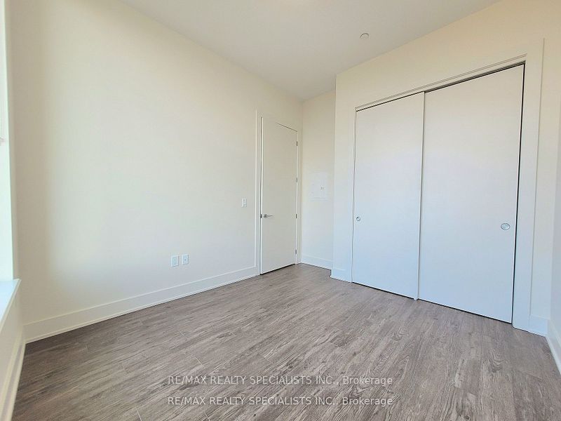 212 King William St, unit 1418 for rent - image #15