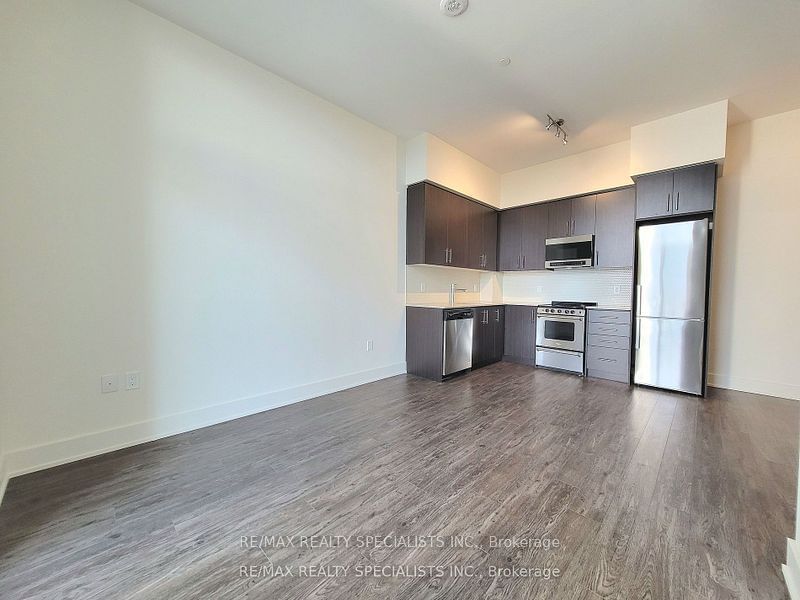 212 King William St, unit 1418 for rent - image #5