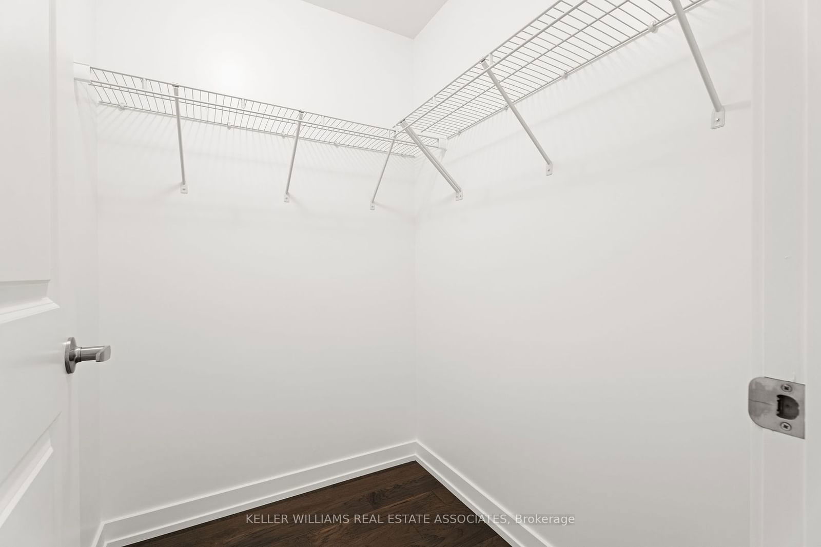 460 Dundas St E, unit 434 for sale - image #13