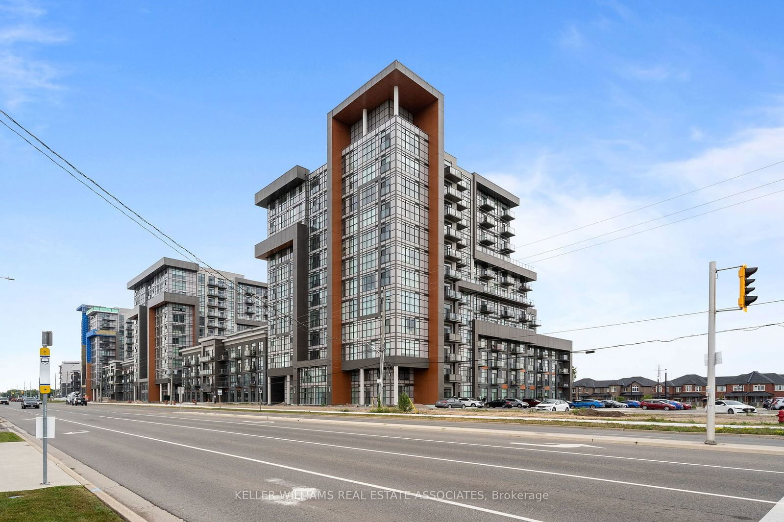 460 Dundas St E, unit 434 for sale - image #4