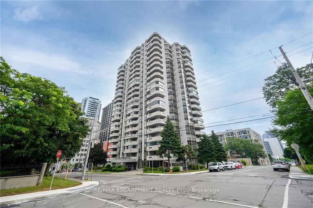 67 Caroline St S, unit 1801 for rent - image #1