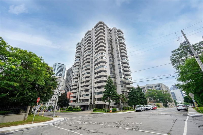 67 Caroline St S, unit 1801 for rent