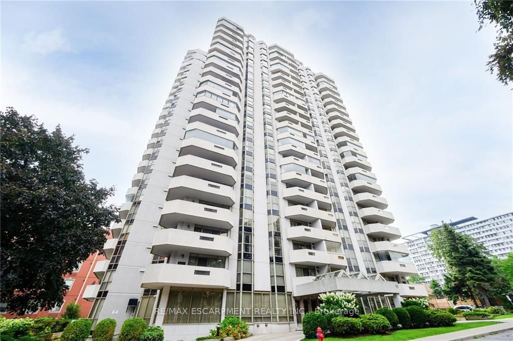 67 Caroline St S, unit 1801 for rent - image #39