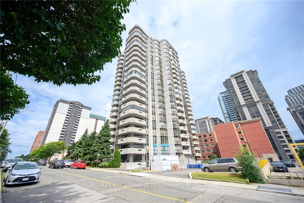 67 Caroline St S, unit 1801 for rent