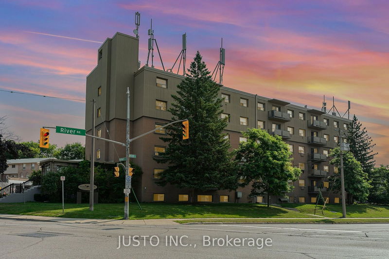 283 Fairway Rd N, unit 501 for sale - image #1