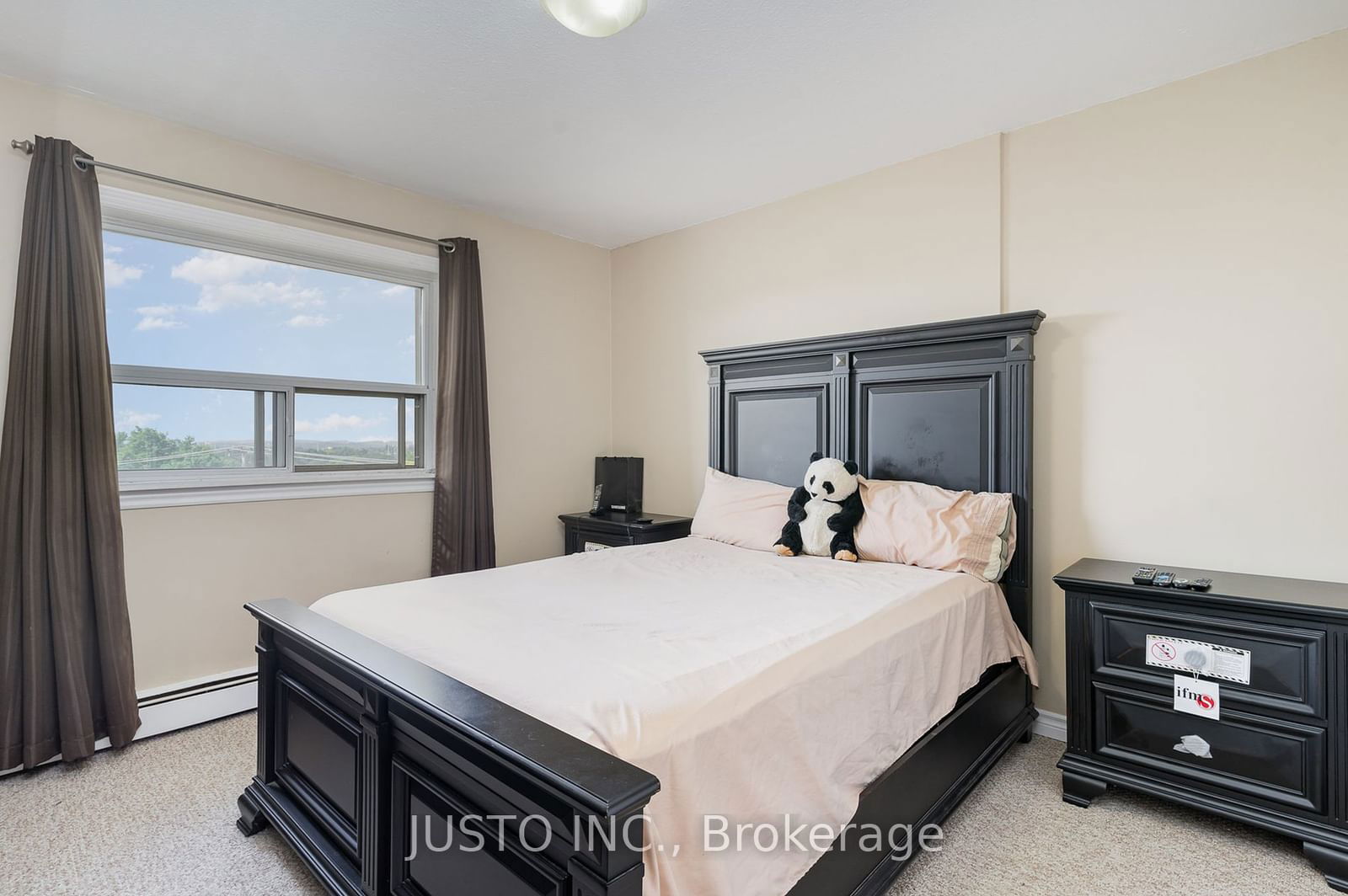 283 Fairway Rd N, unit 501 for sale - image #17