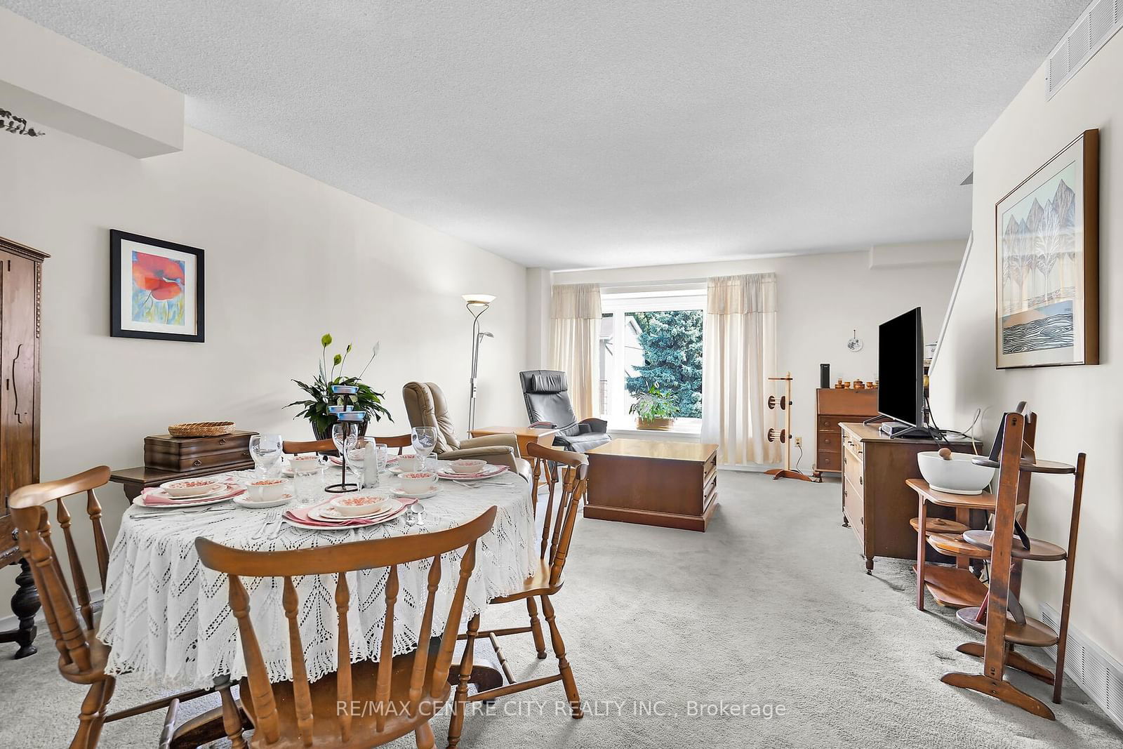 320 Westminster Ave, unit 119 for sale - image #6