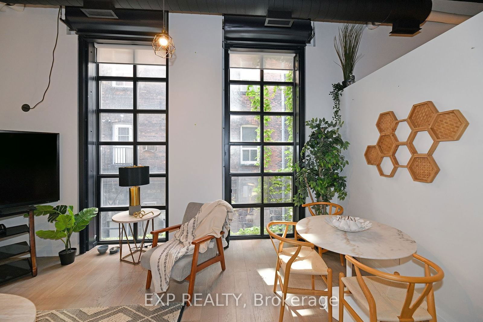 11 Rebecca St, unit 204 for sale - image #5