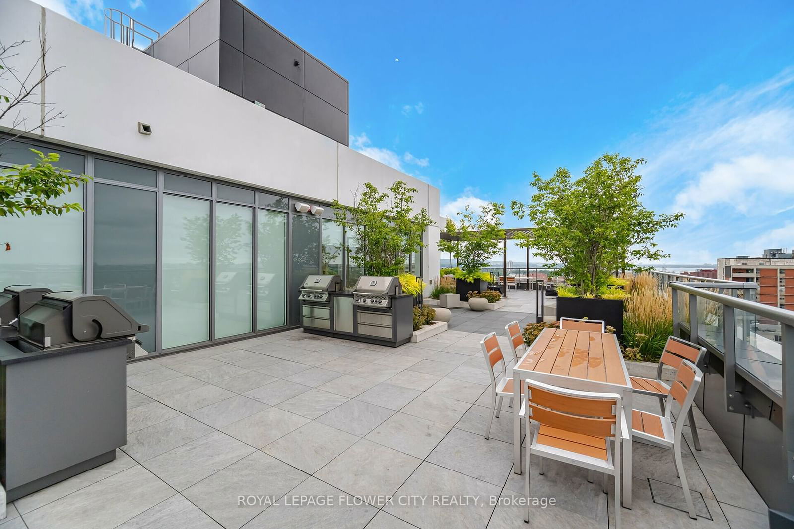 212 King William St, unit 604 for sale - image #36