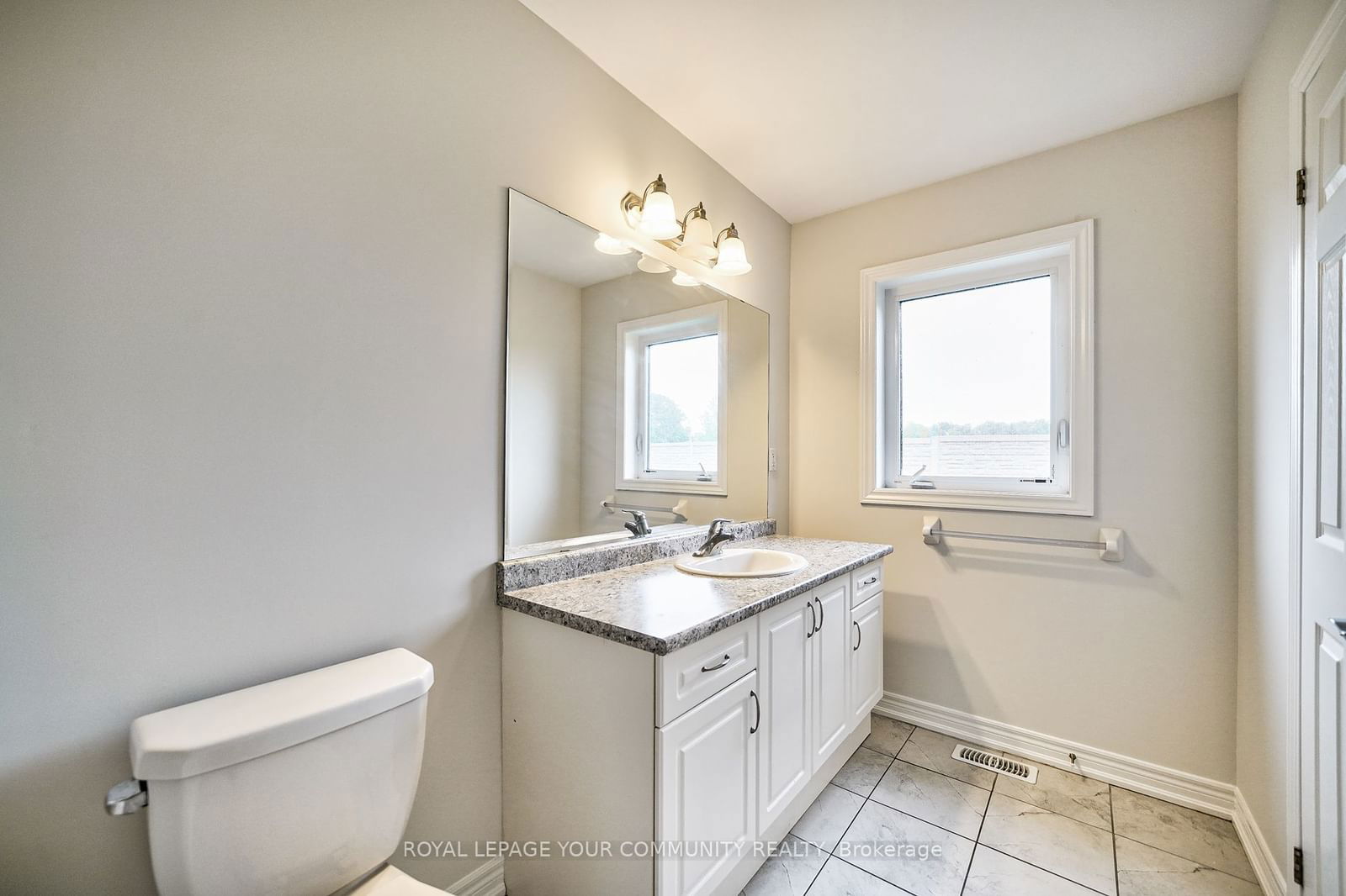 470 Linden Dr, unit 25 for sale - image #18