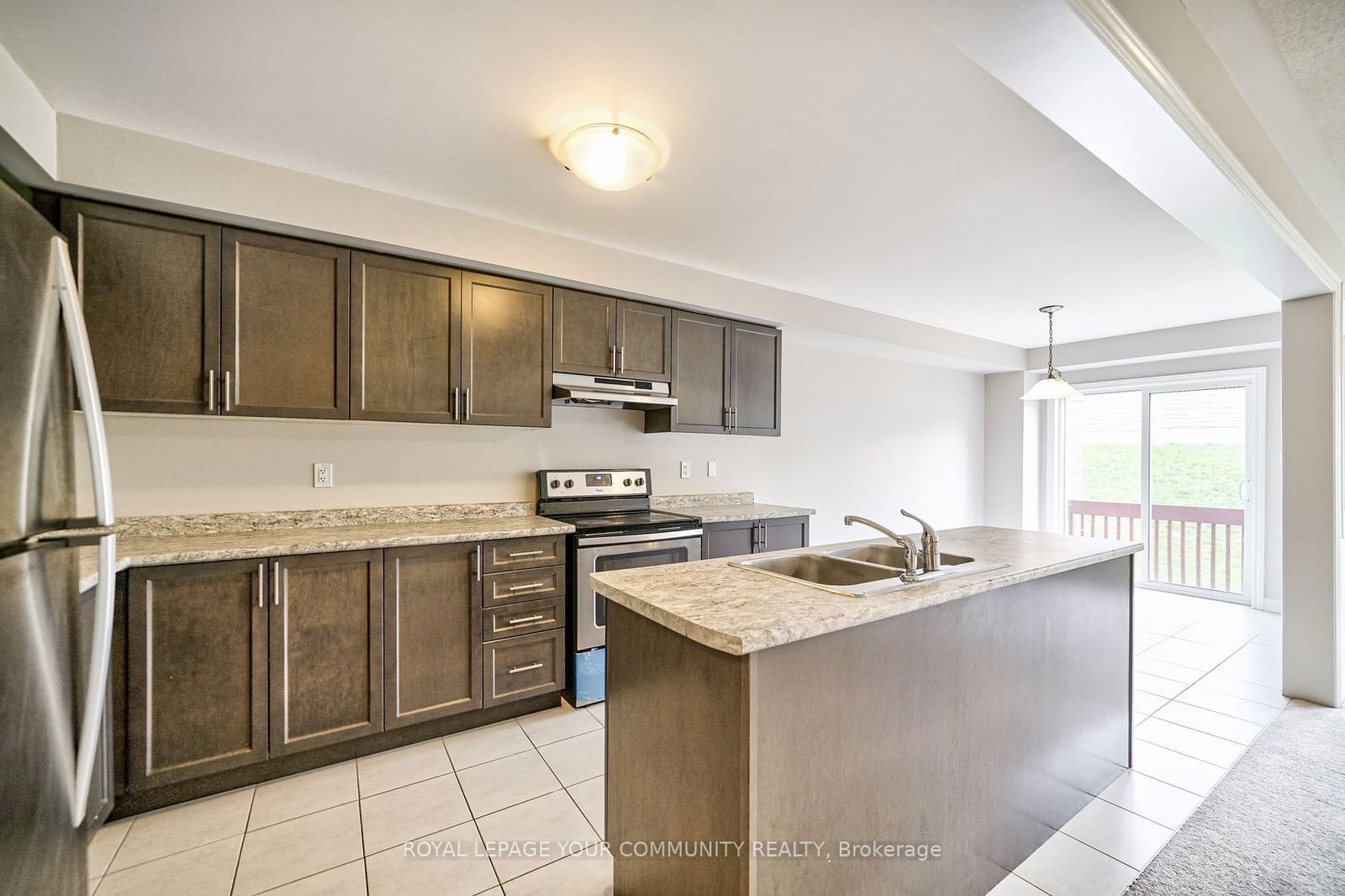 470 Linden Dr, unit 25 for sale - image #4