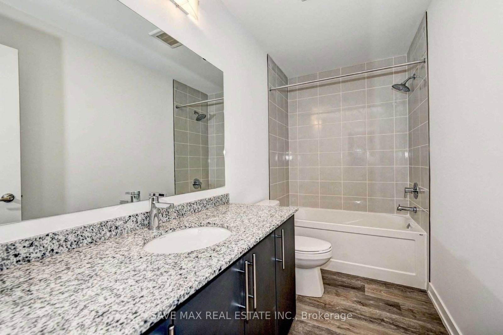 205 West Oak Tr, unit 15 for rent