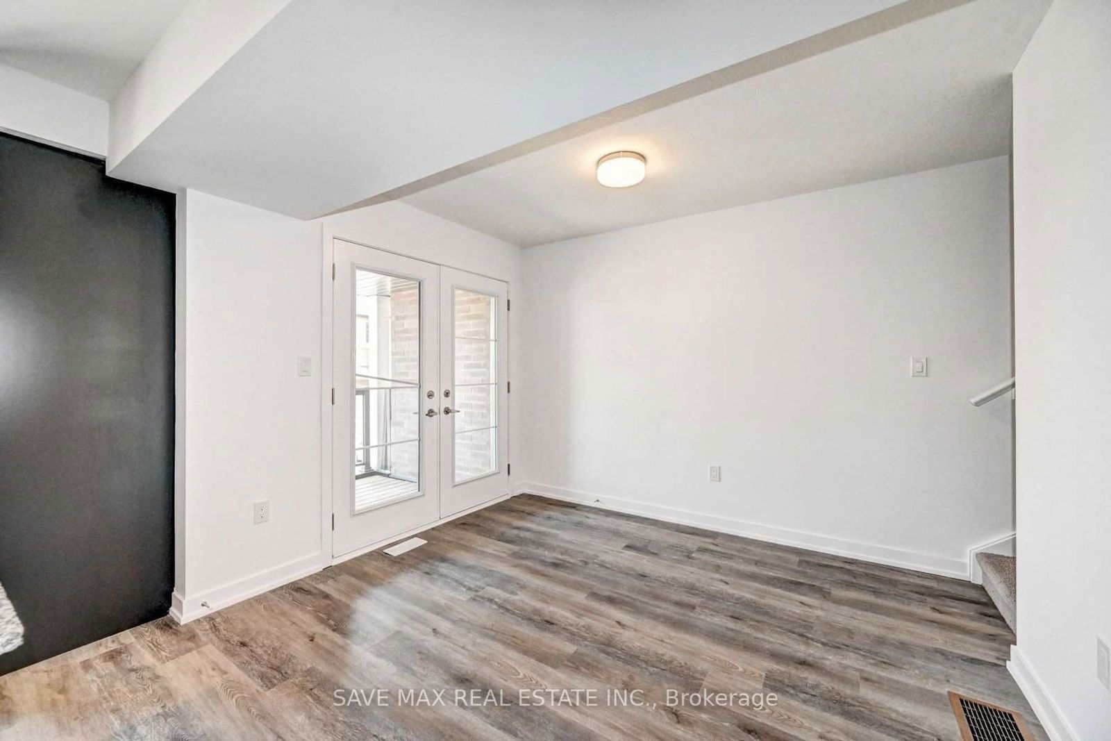 205 West Oak Tr, unit 15 for rent