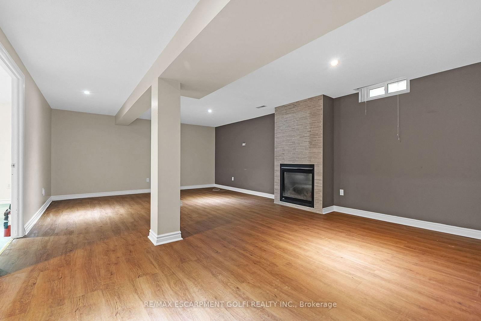 20 Meadowlands Blvd, unit 24 for sale - image #24