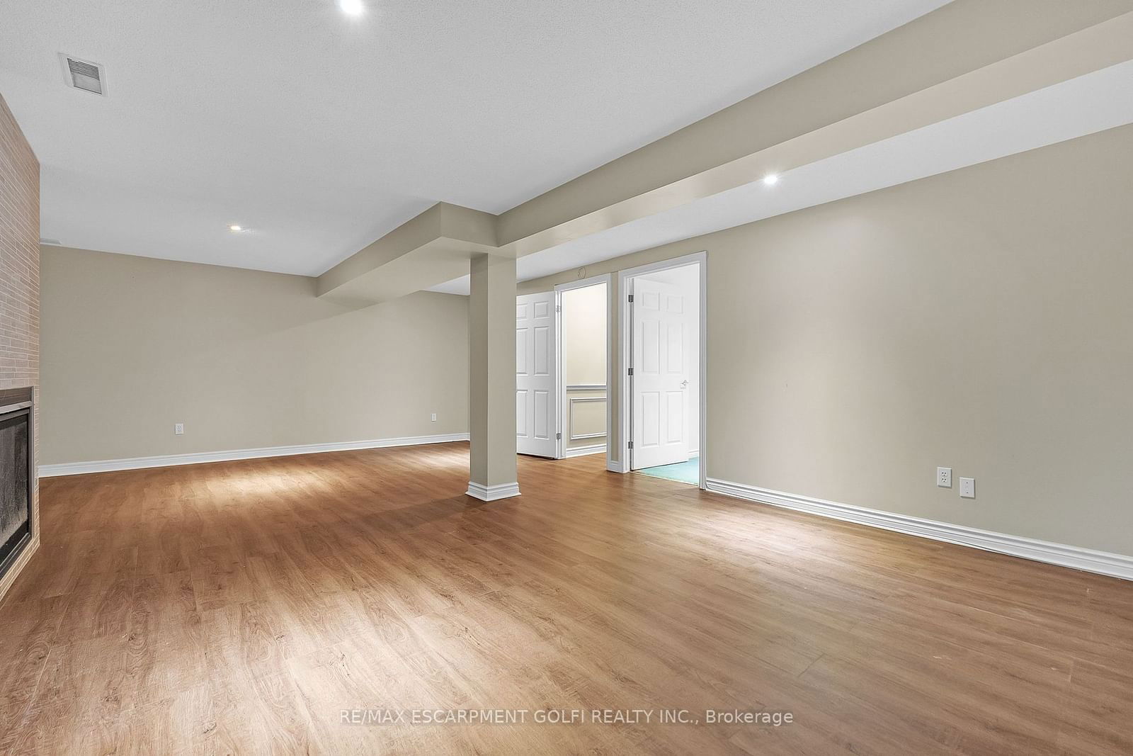 20 Meadowlands Blvd, unit 24 for sale - image #25