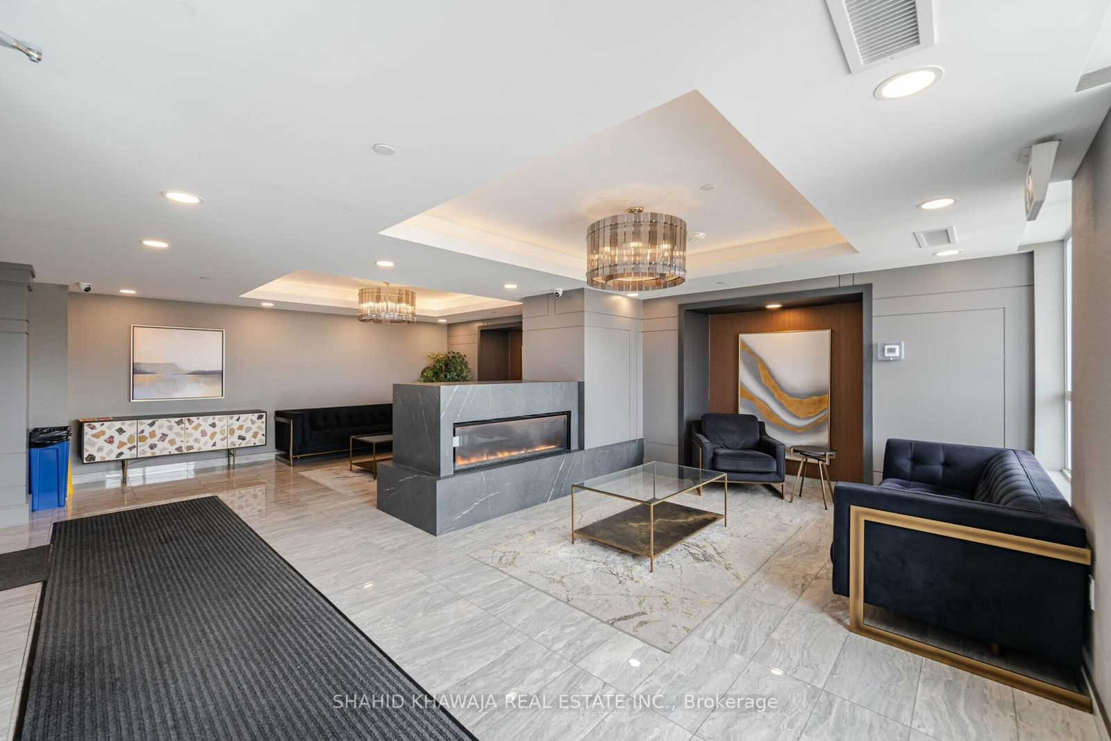 5055 Greenlane Rd, unit 426 for sale - image #3