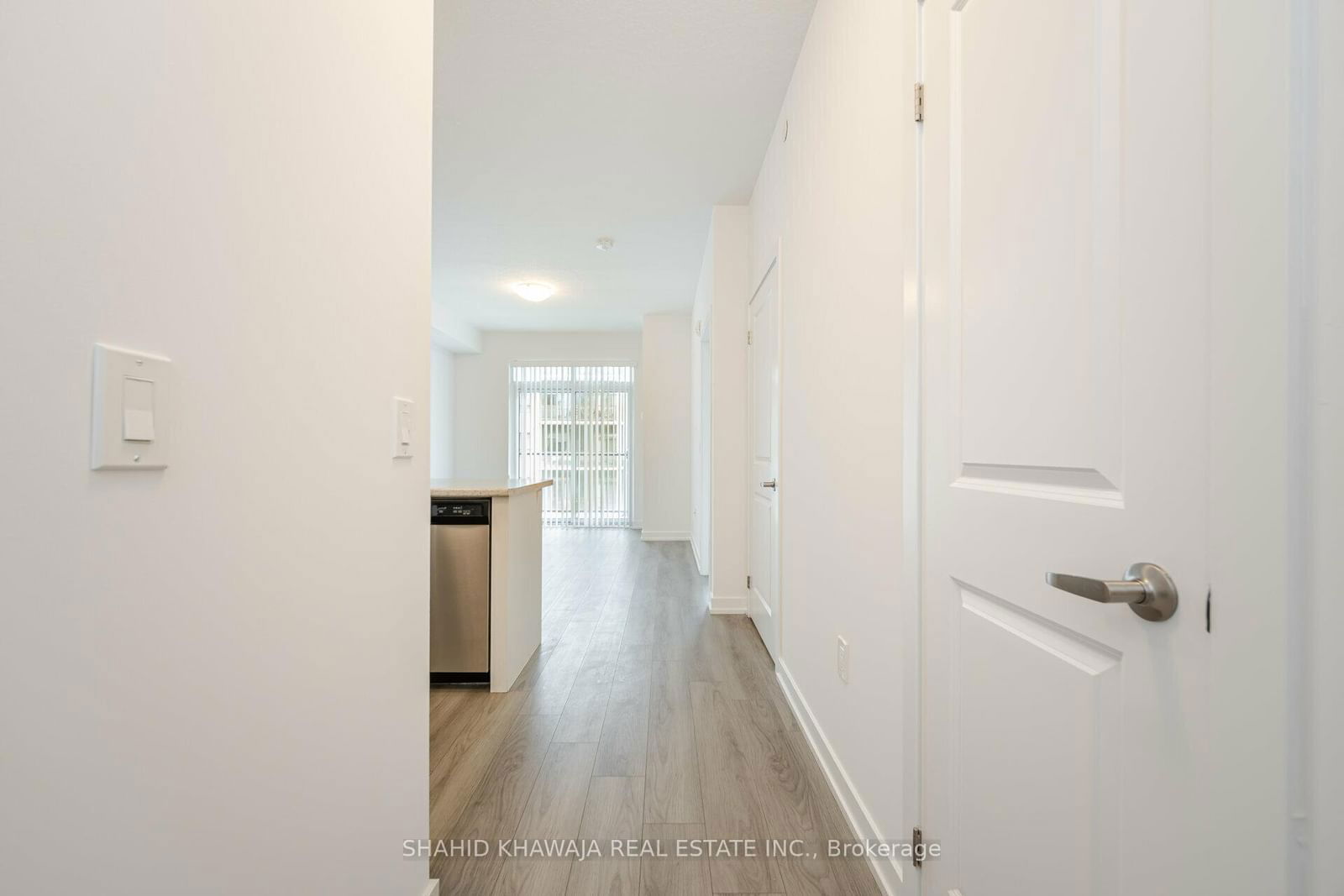 5055 Greenlane Rd, unit 426 for sale - image #8