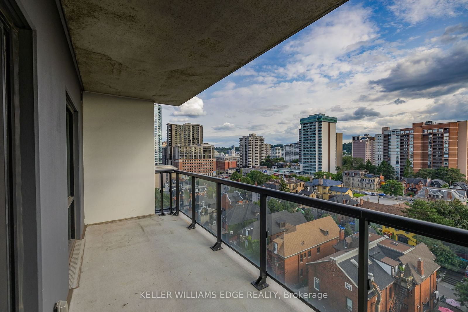 15 Queen St S, unit 902 for sale - image #33