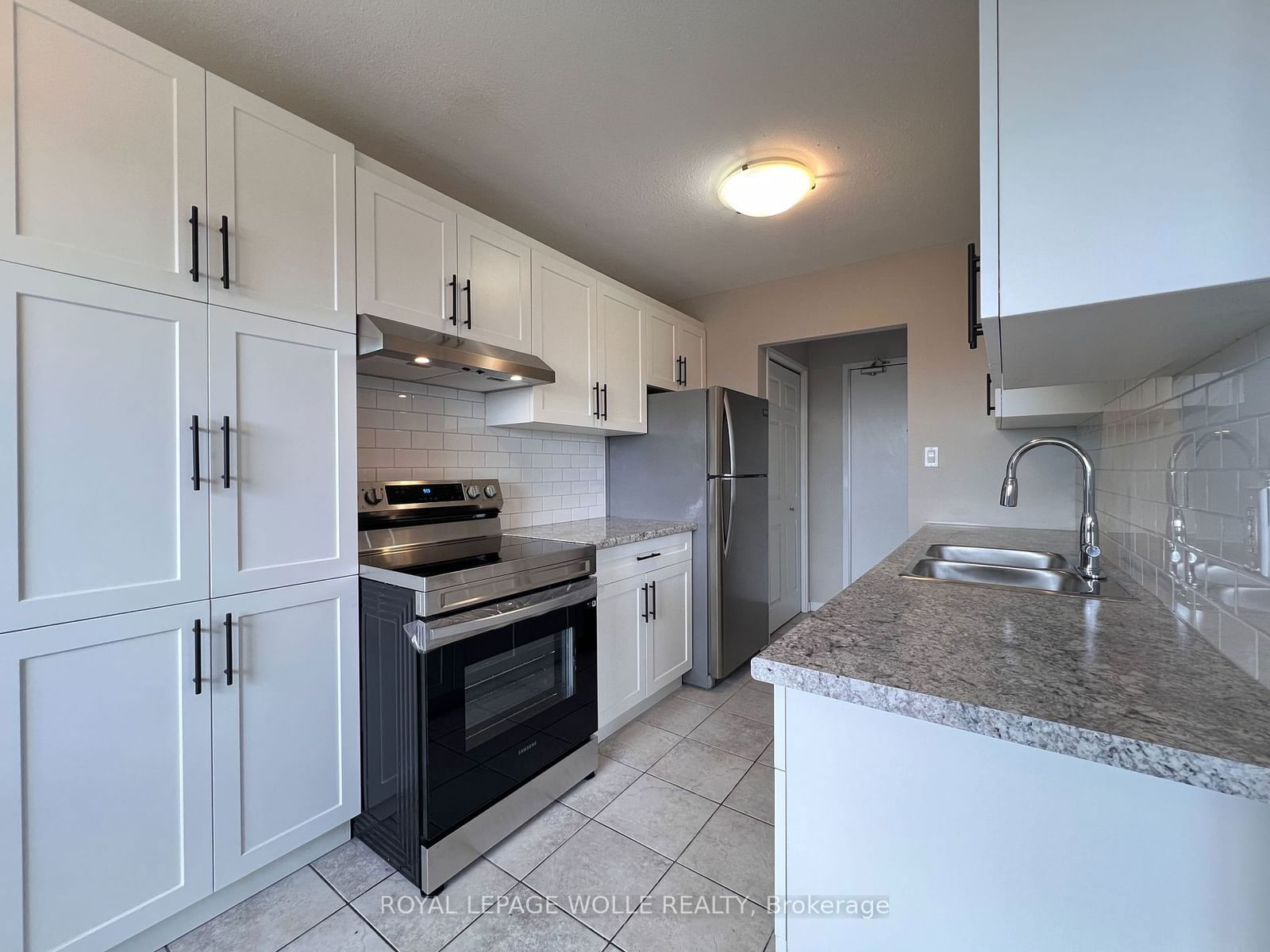 283 Fairway Rd N, unit 503 for rent - image #33