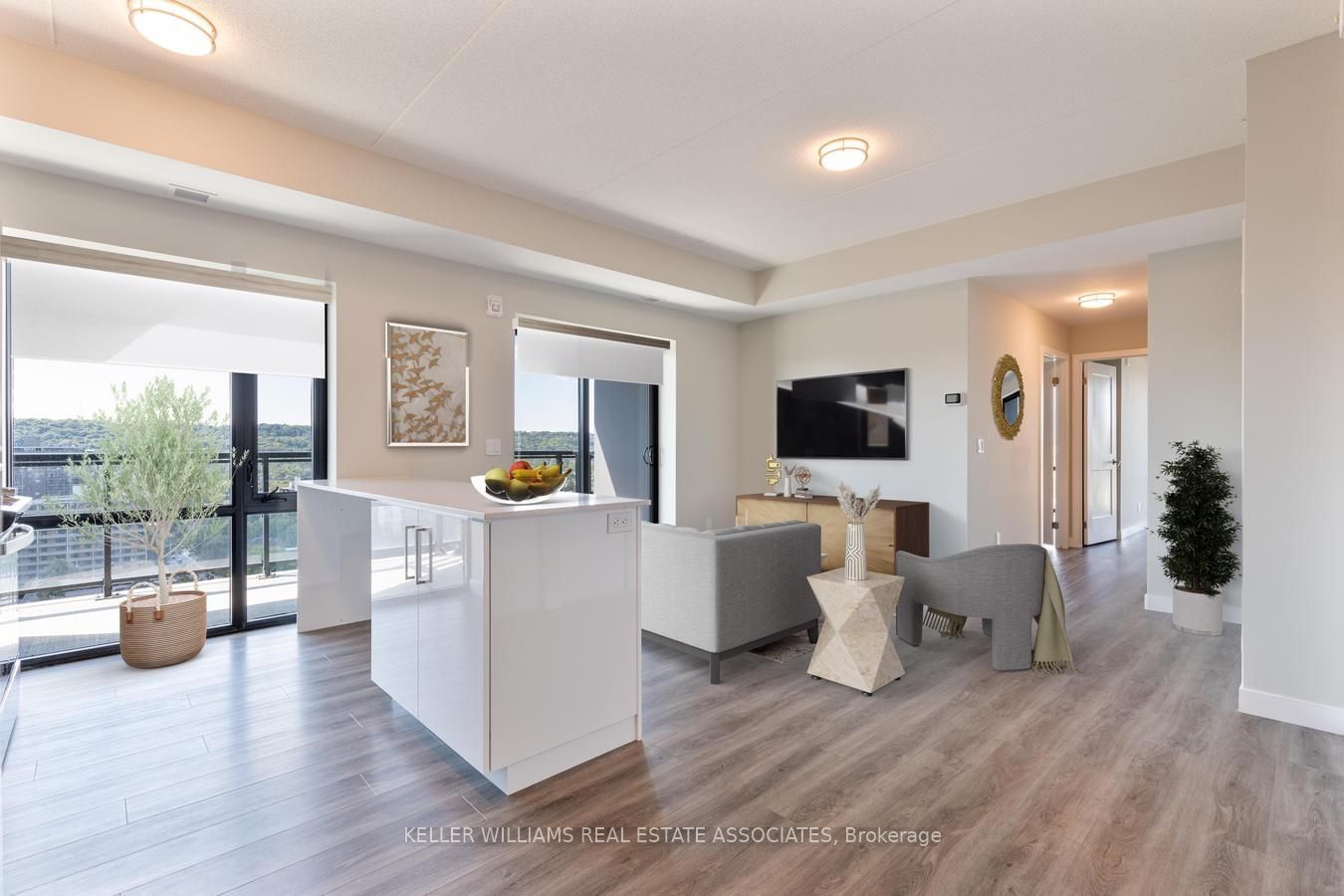 15 Queen St S, unit 1502 for sale - image #7